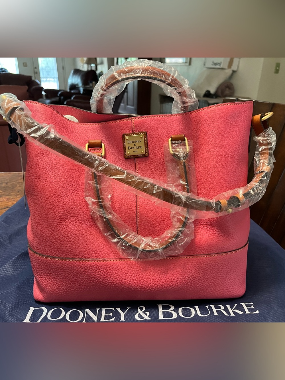 NWT Dooney & Bourke Chelsea Shopper Leather Tote